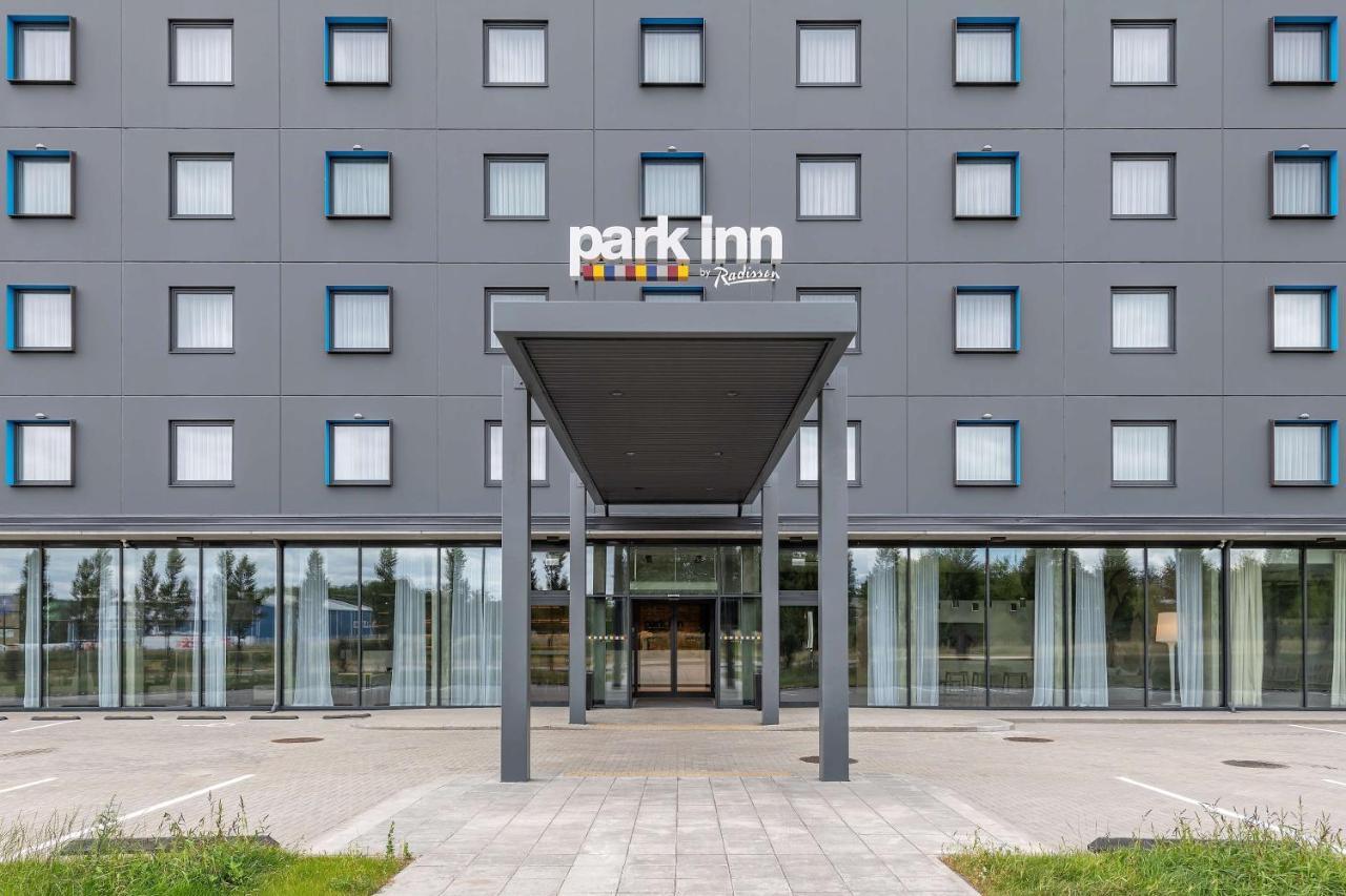 Park Inn By Radisson Vilnius Airport Hotel & Conference Centre Eksteriør billede